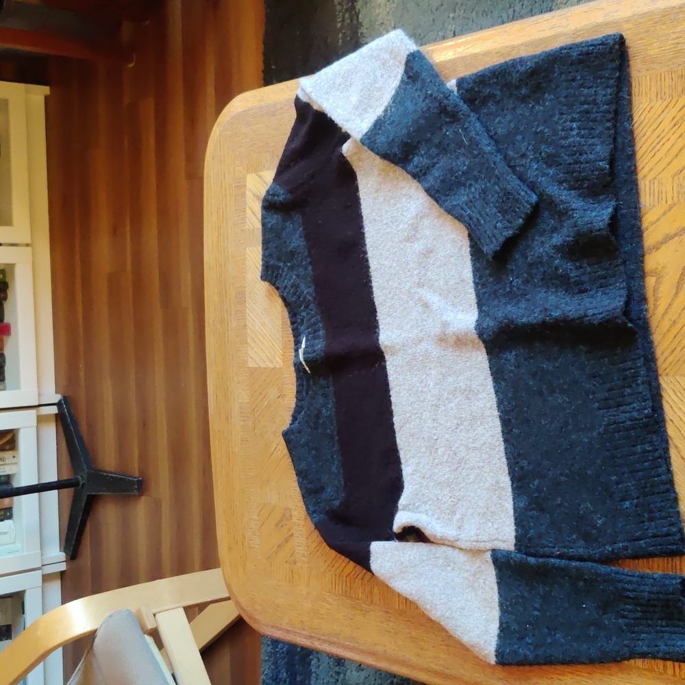 Teal/black/grey sweater